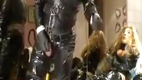 Blonde cutie gets banged by her boyfriend