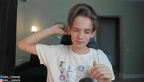 Shakemanur goes for a ride sis center