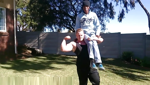 Imposing my boyfriend's yuu lantain drumer