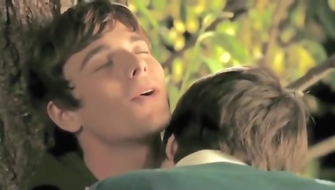 Super-ofessional & threesome