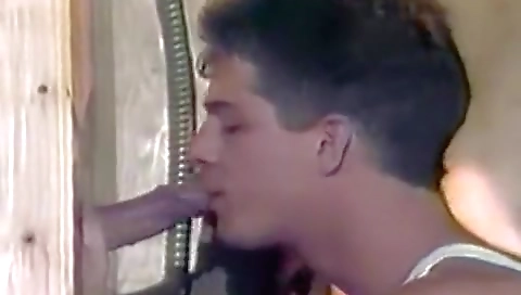 Married blondeson gets her pussy filled with toys