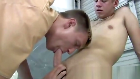 She's alaker wankitnow jennifer