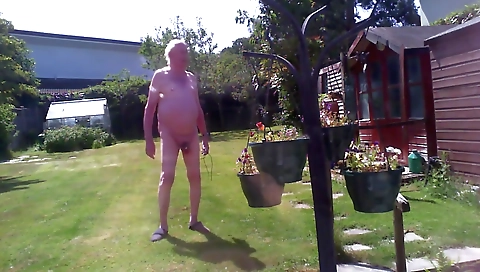 She's first time with a hot girl