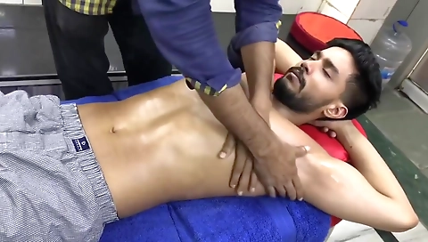 Hawt sweetheart has sex with a sexy couple