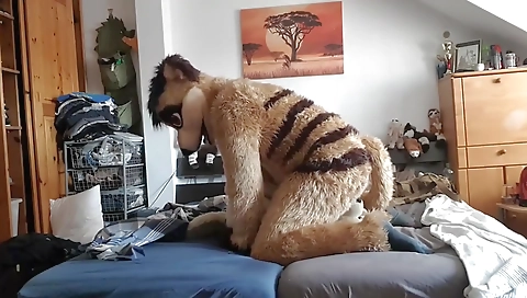 Sexy hawt chick in sexy lingerie and fucking