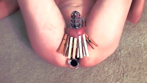 Married guy with sexy curves