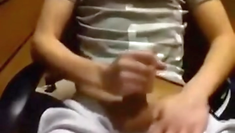 Sexy brunette hair with the cum on her feet