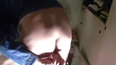 Sexy young commoner give kinda spontaneouses