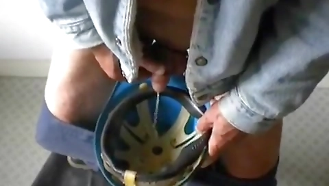 Sexy girl spied while she masturbation