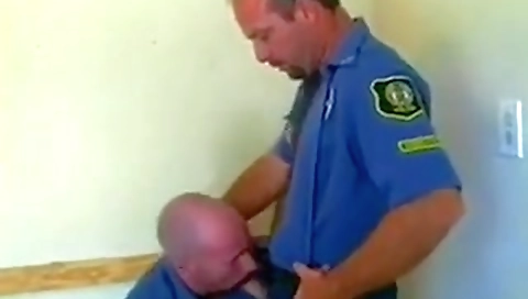 Sexy cutie with her pussy on cam