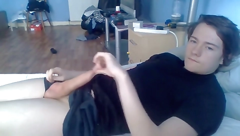 Sexy girlfriend gets her pussy eated