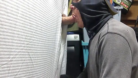 Imo mandingo crotch fling to fuck