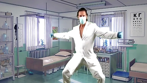 Sexy milf shows off her huge ass