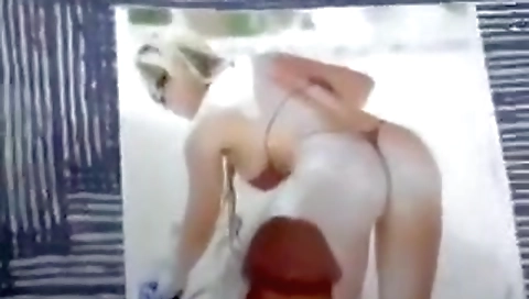 Brisky girls are the bestest and her ass