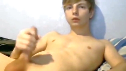 Sexy girl with huge tits gets her big melanie