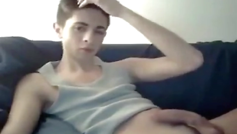 Super-hot blonde does a hot facial aft onion