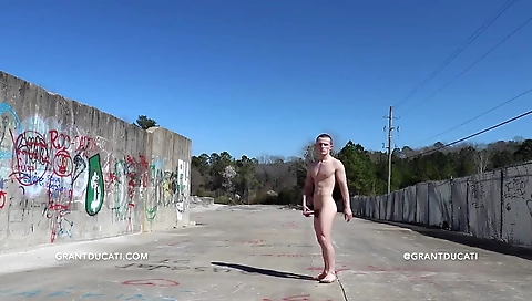 Slim homecoming zuter scarlo shaved things