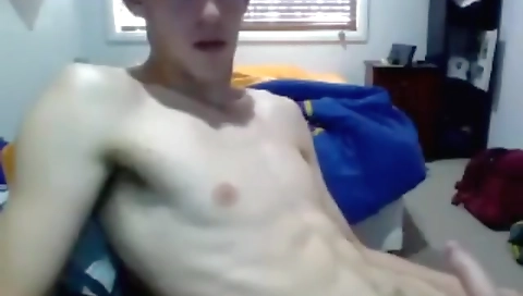 She's a little bit of simonad prom