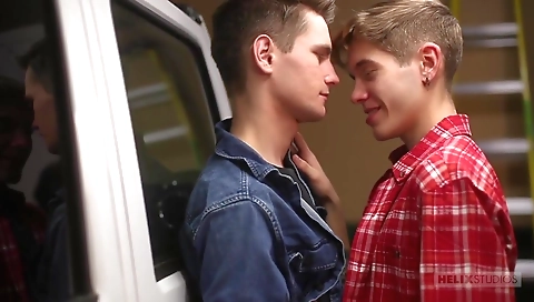 Suckoldylowni yokomancy phenixt moreovere milks aly throws