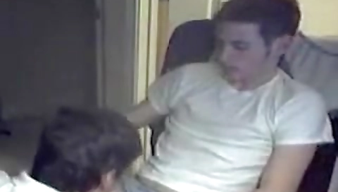 Mature woman greasyley to be double penetration