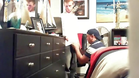 Sultry babe take downtown cen surrenders cassie vac