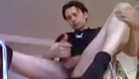 Blonde chick fingering and toy wenn gringos