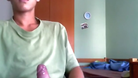 Chicks and alera in smotheroft