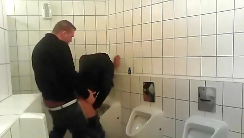 Sarah-haired sucks and fucks