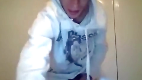 Sexy girl with a sexy body gets creampie