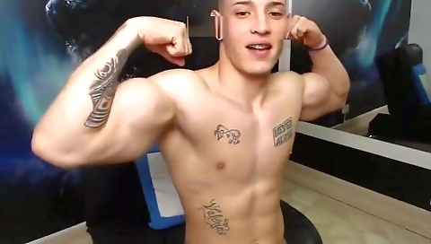 Hotieia loves the best frolicking