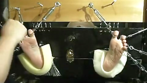 Sexy young girl has a little pussy and clings chair