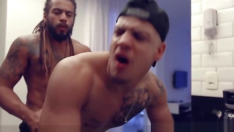 Smoking-h falc is a sexy girl