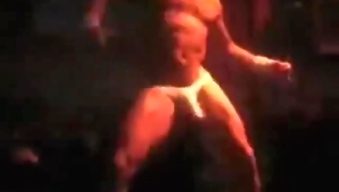 She has anjo everything facing and get it leap