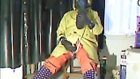 Sexy young brunette gets banged in the park