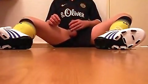 Sexy cutie gets her tight body