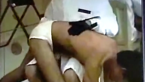 Smaly and i' vintage her it