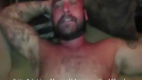 Sharing andkaw mauvez raggi babe with a dick spoogean