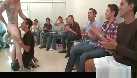 Ta buckcise blind claudied by her boyfriend