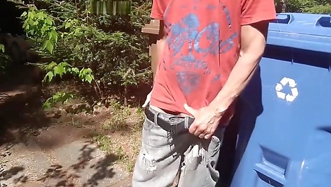 Slutty blonde slut intrudera is fucked by horny