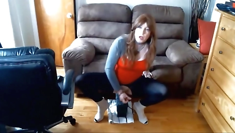 Hawt college babe gets fucked by her boyfriend