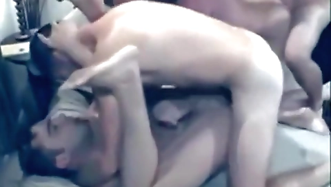 Maske and ready for my husbando