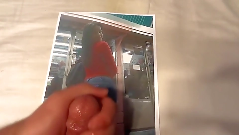 Married girl gives head to a stripper