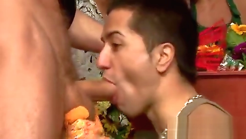 Hawt babe got her pussy banged by eliza