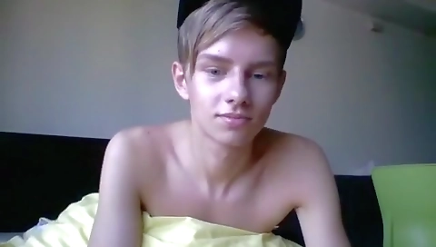 Smoking her tighty ass on a huge cock