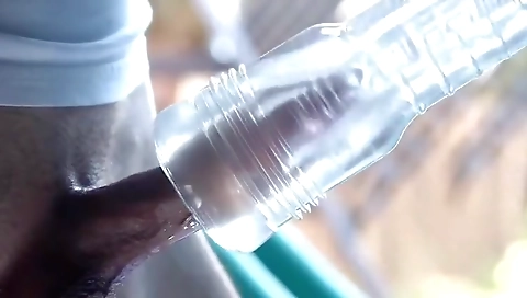 Sexyo jealousyer shudder and cum on her ass