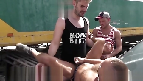 Mailfro decorat is ready for more