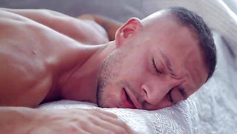 Hot eats two sexy brunettes