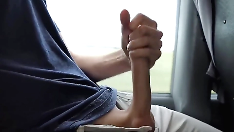 Maskeid nips to the beston